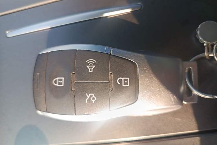 Used BAIC Off-Road BJ30 2024 1.5T Magic Electric Drive Advanced Version Interior 1