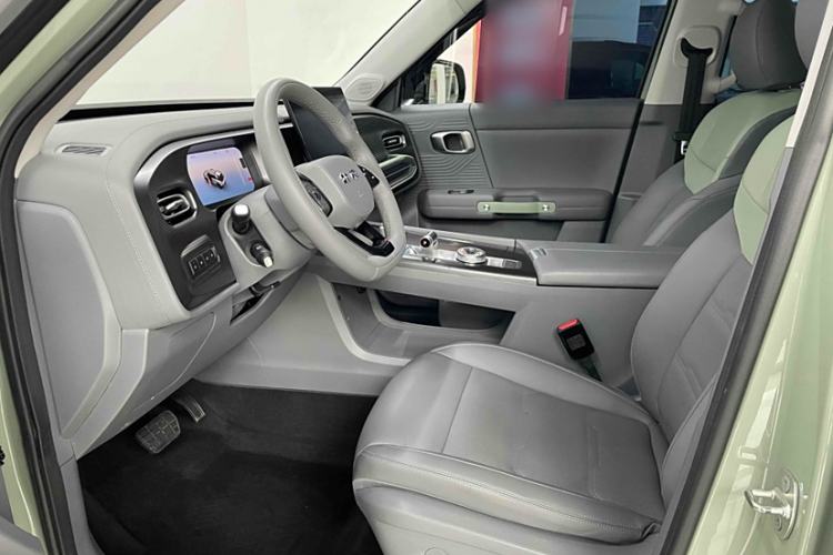 Used BAIC Off-Road BJ30 2024 1.5T Magic Electric Drive Advanced Version Interior 1