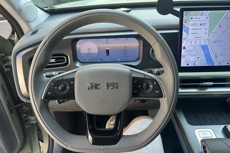 Used BAIC Off-Road BJ30 2024 1.5T Magic Electric Drive Advanced Version Interior 1
