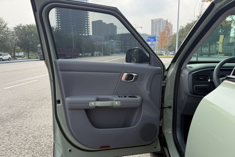 Used BAIC Off-Road BJ30 2024 1.5T Magic Electric Drive Advanced Version Interior 13