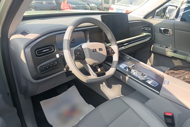 Used BAIC Off-Road BJ30 2024 1.5T Magic Electric Drive Advanced Version Interior 2