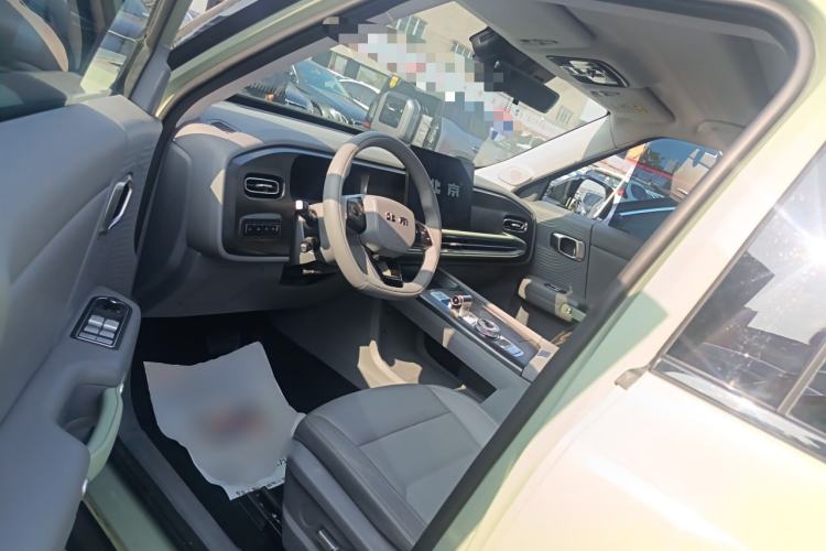 Used BAIC Off-Road BJ30 2024 1.5T Magic Electric Drive Advanced Version Interior 3