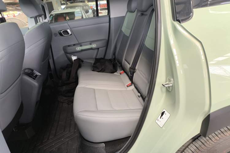 Used BAIC Off-Road BJ30 2024 1.5T Magic Electric Drive Advanced Version Interior 4