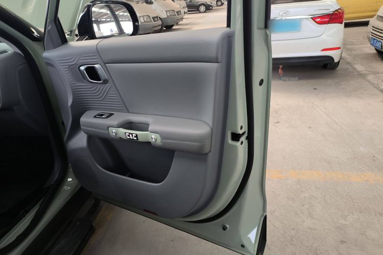 Used BAIC Off-Road BJ30 2024 1.5T Magic Electric Drive Advanced Version Interior 5