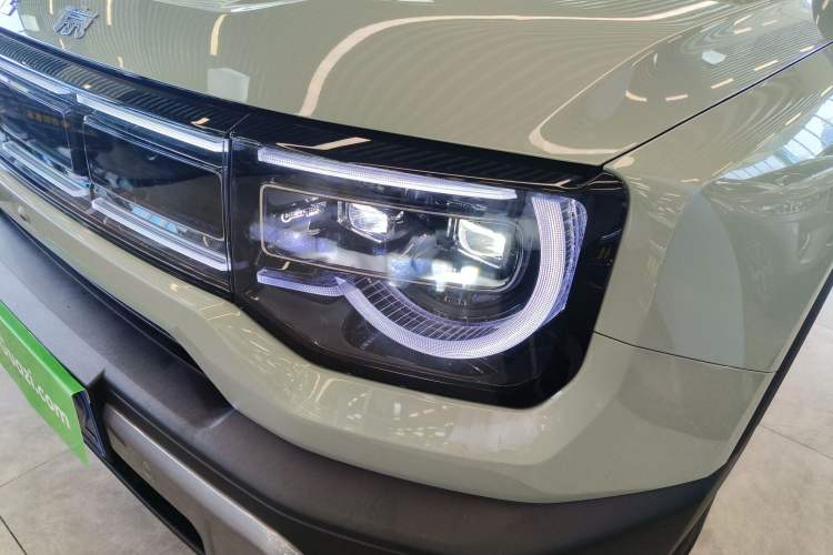 Used BAIC Off-Road BJ30 2024 1.5T Magic Electric Drive Standard Edition Left Front Headlight