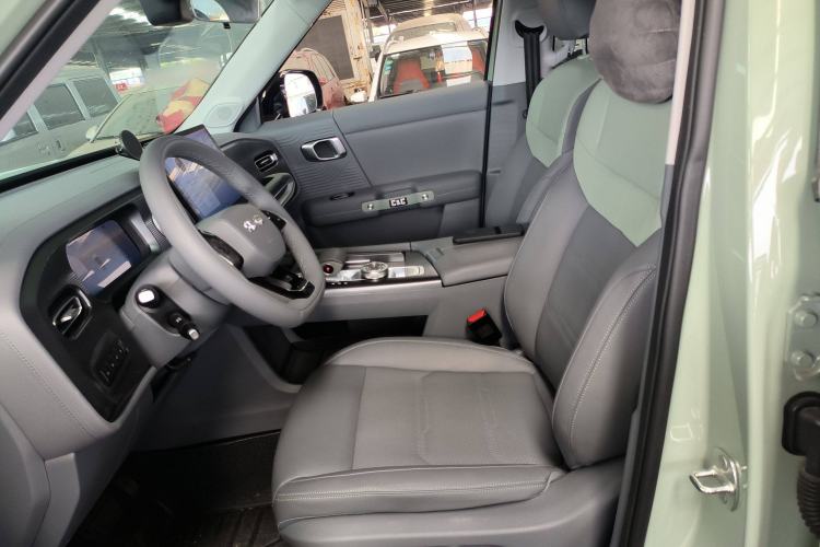 Used BAIC Off-Road BJ30 2024 1.5T Magic Electric Drive Advanced Version Left Front Seat