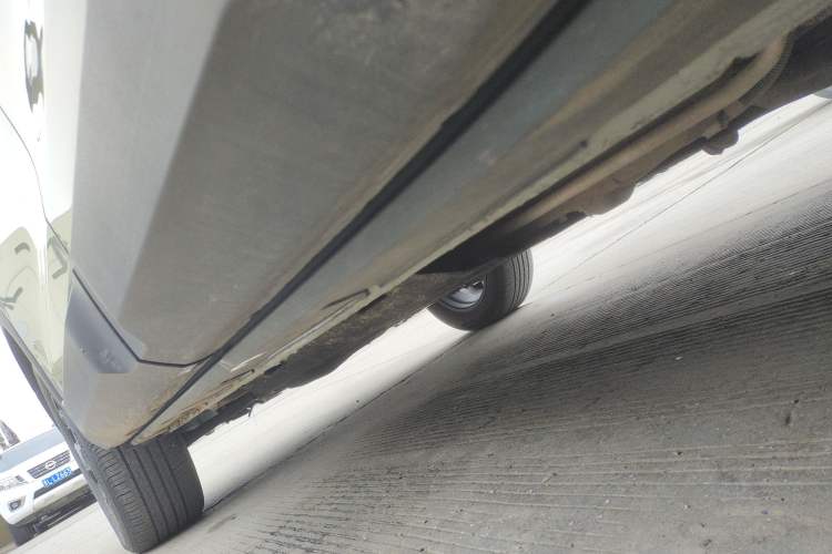 Used BAIC Off-Road BJ30 2024 1.5T Magic Electric Drive Advanced Version Left Side Sill