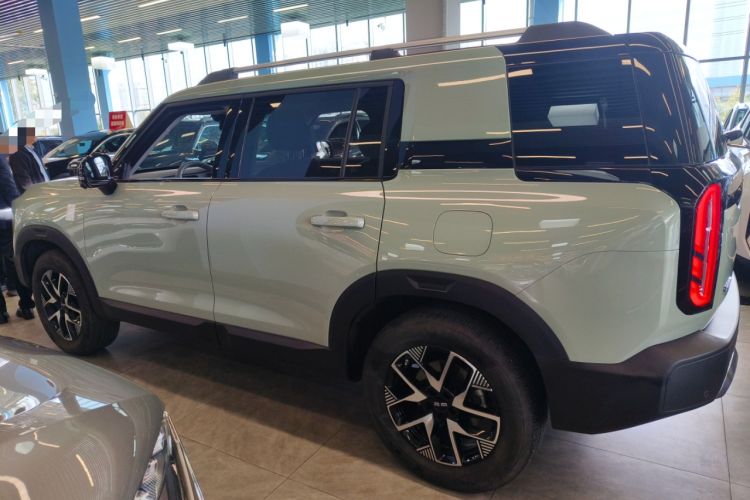 Used BAIC Off-Road BJ30 2024 1.5T Magic Electric Drive Standard Edition Left Side