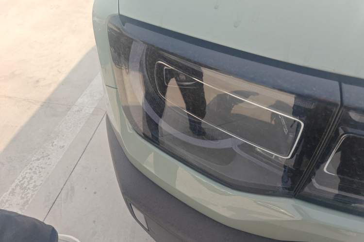 Used BAIC Off-Road BJ30 2024 1.5T Magic Electric Drive Advanced Version Right Front Headlight