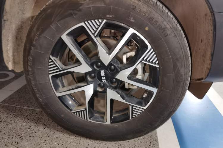 Used BAIC Off-Road BJ30 2024 1.5T Light Wilderness Pro Edition Right Front Wheel Hub