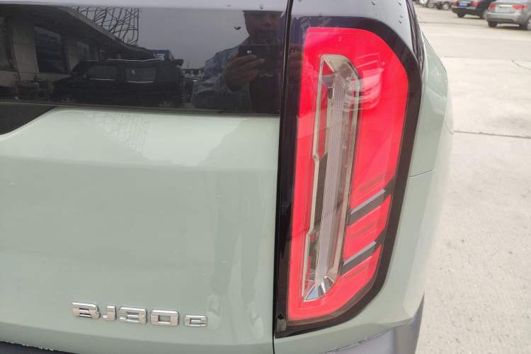 Used BAIC Off-Road BJ30 2024 1.5T Magic Electric Drive Advanced Version Right Rear Taillight