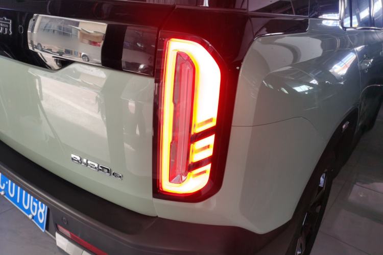Used BAIC Off-Road BJ30 2024 1.5T Magic Electric Drive Advanced Version Right Rear Taillight