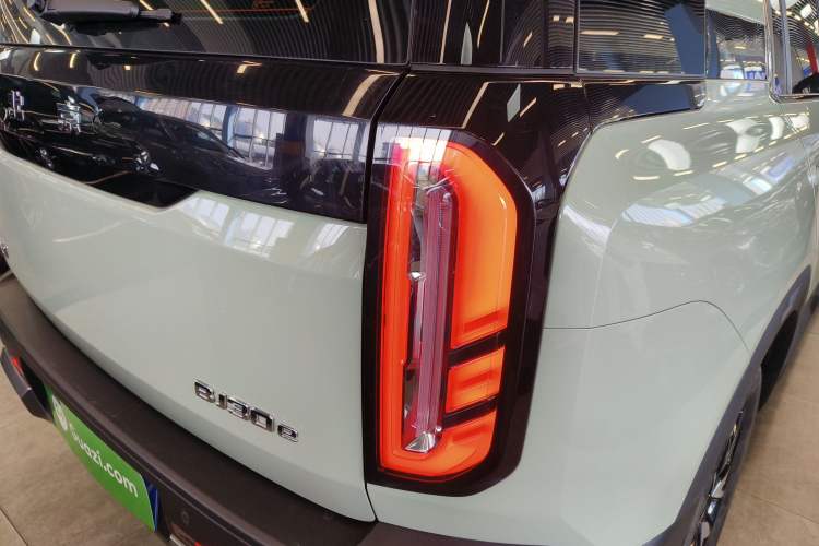 Used BAIC Off-Road BJ30 2024 1.5T Magic Electric Drive Standard Edition Right Rear Taillight