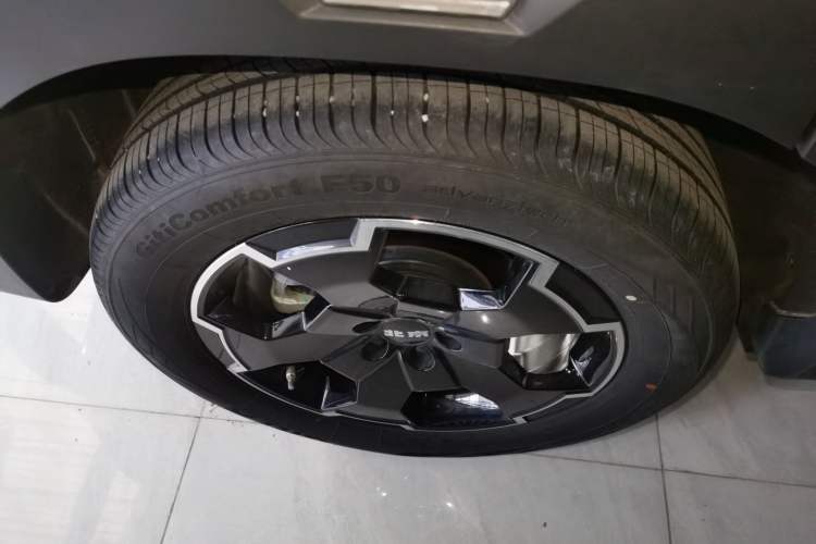Used BAIC Off-Road BJ30 2024 1.5T Magic Electric Drive Advanced Version Right Rear Wheel Hub