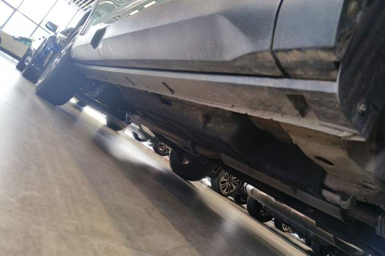Used BAIC Off-Road BJ30 2024 1.5T Magic Electric Drive Standard Edition Right Side Sill