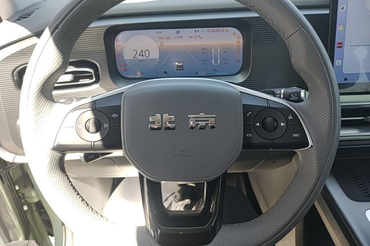 Used BAIC Off-Road BJ30 2024 1.5T Magic Electric Drive Advanced Version Steering Wheel