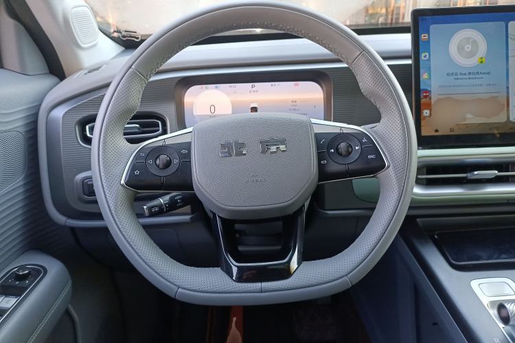 Used BAIC Off-Road BJ30 2024 1.5T Magic Electric Drive Advanced Version Steering Wheel