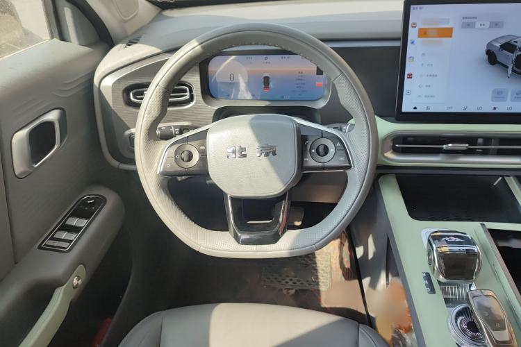Used BAIC Off-Road BJ30 2024 1.5T Magic Electric Drive Advanced Version Steering Wheel