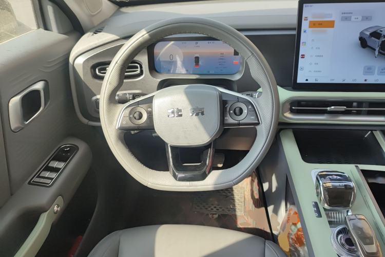 Used BAIC Off-Road BJ30 2024 1.5T Magic Electric Drive Advanced Version Steering Wheel