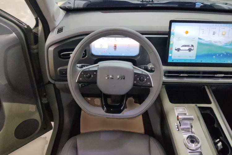 Used BAIC Off-Road BJ30 2024 1.5T Magic Electric Drive Advanced Version Steering Wheel