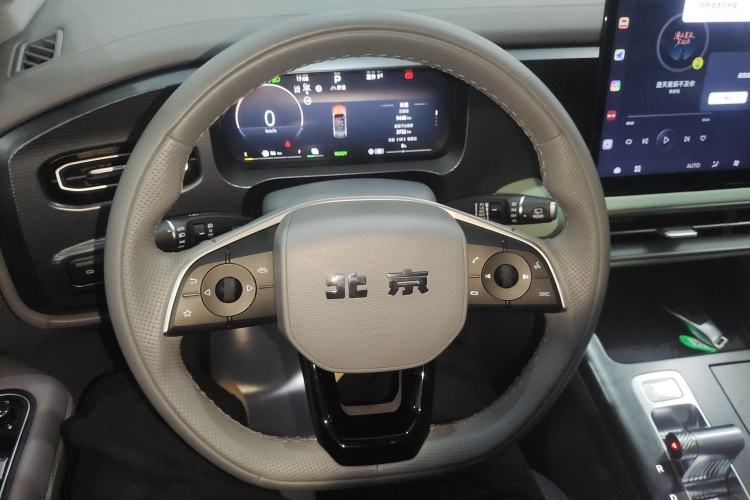 Used BAIC Off-Road BJ30 2024 1.5T Magic Electric Drive Advanced Version Steering Wheel