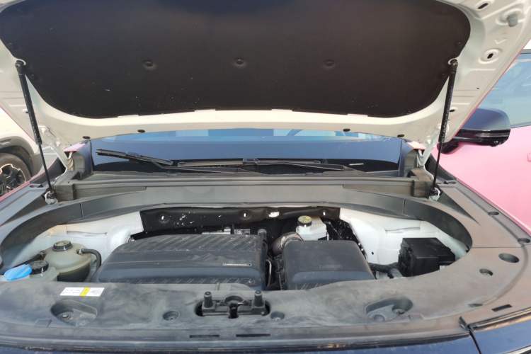 Used BAIC Off-Road BJ30 2024 1.5T Magic Electric Drive Advanced Version Engine Bay