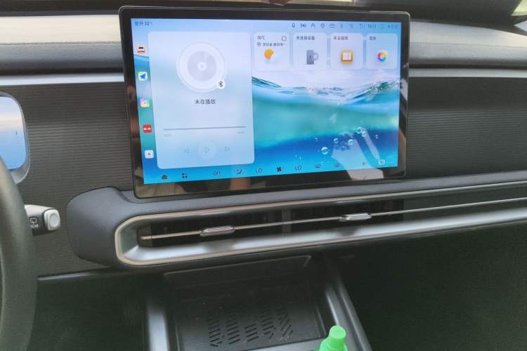 Used BAIC Off-Road BJ30 2024 1.5T Magic Electric Drive Advanced Version Audio And AC Panel