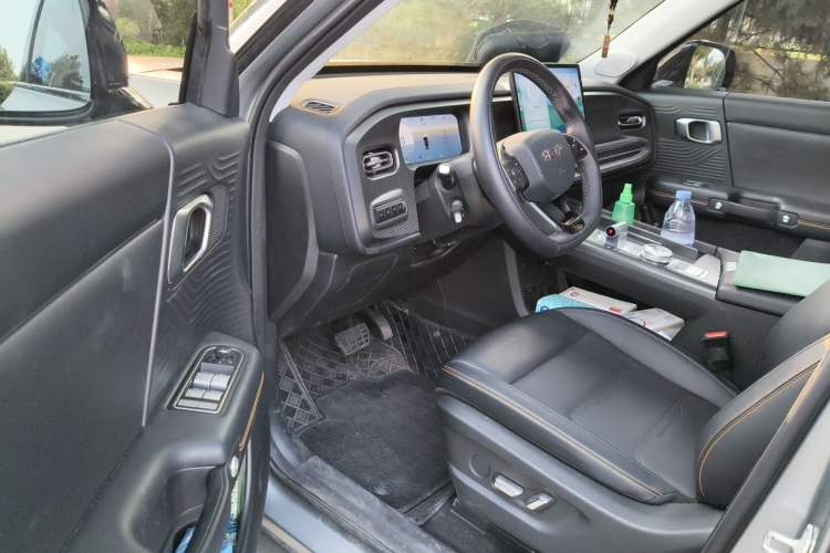 Used BAIC Off-Road BJ30 2024 1.5T Magic Electric Drive Advanced Version Driver Seat