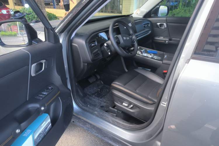Used BAIC Off-Road BJ30 2024 1.5T Magic Electric Drive Advanced Version Driver Seat