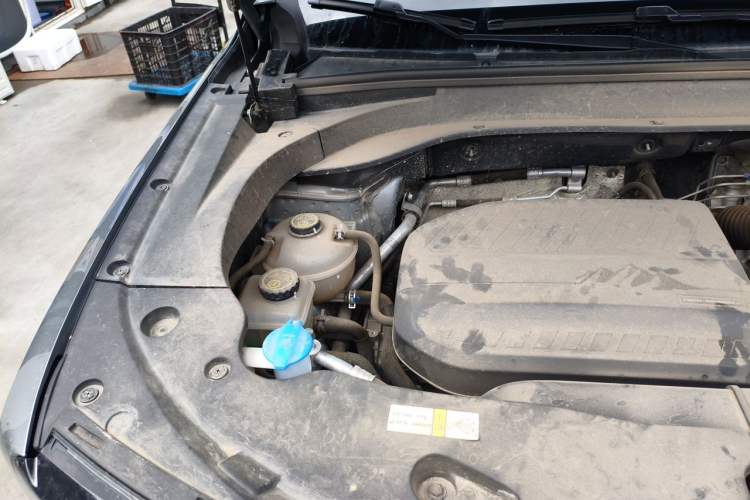 Used BAIC Off-Road BJ30 2024 1.5T Magic Electric Drive Advanced Version Engine Bay Right