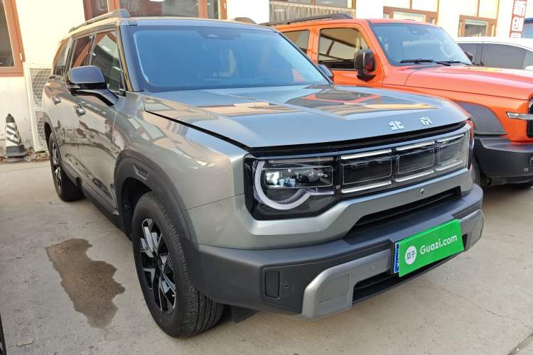 Used BAIC Off-Road BJ30 2024 1.5T Light Wilderness Pro Edition Front Right 45 Deg