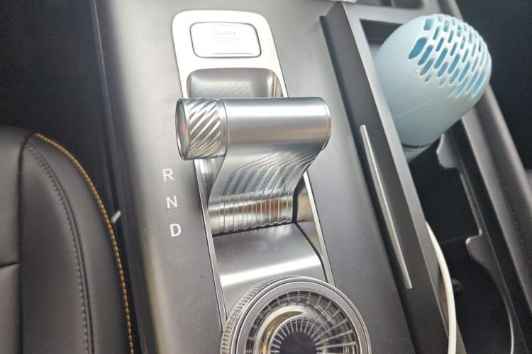 Used BAIC Off-Road BJ30 2024 1.5T Light Wilderness Pro Edition Gear Lever