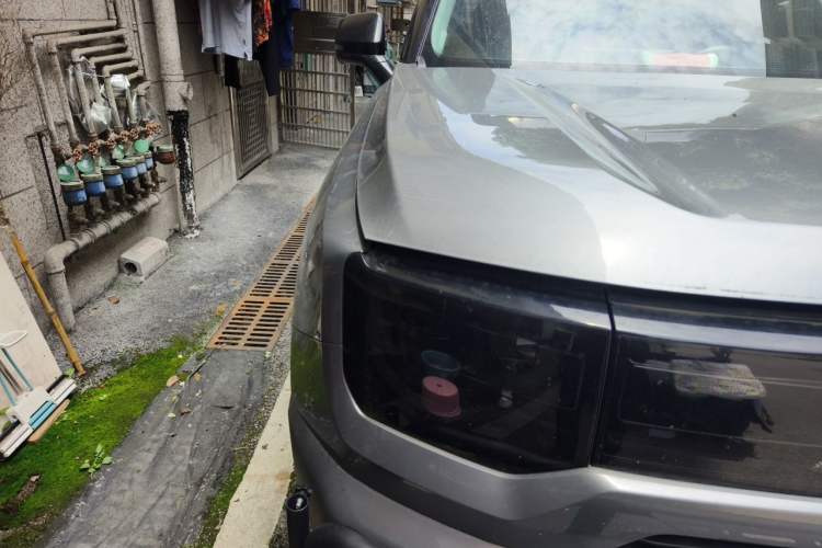 Used BAIC Off-Road BJ30 2024 1.5T Magic Electric Drive Standard Edition Right Front Headlight