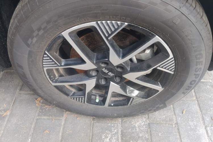 Used BAIC Off-Road BJ30 2024 1.5T Light Wilderness Pro Edition Right Front Wheel Hub