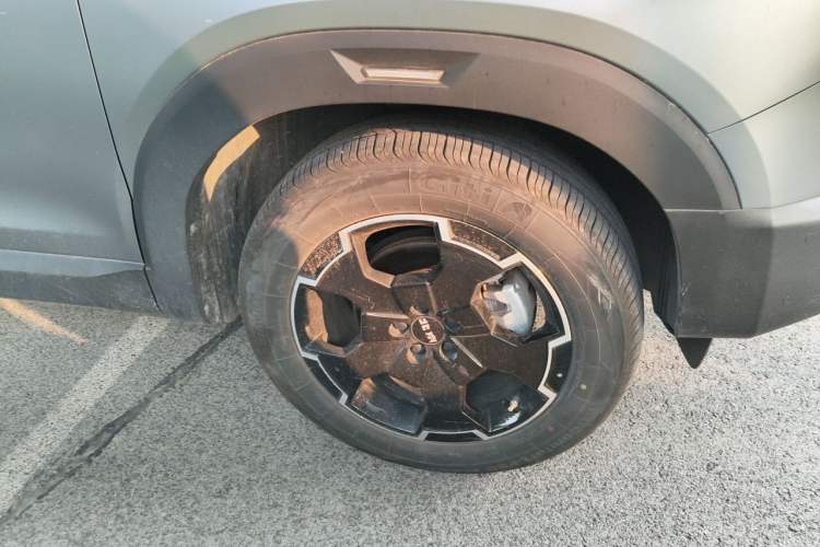 Used BAIC Off-Road BJ30 2024 1.5T Magic Electric Drive Advanced Version Right Front Wheel Hub