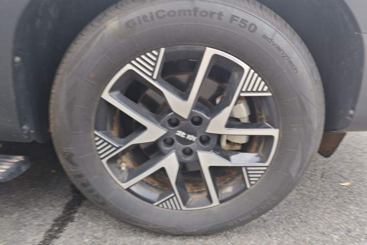 Used BAIC Off-Road BJ30 2024 1.5T Light Wilderness Pro Edition Right Front Wheel Hub