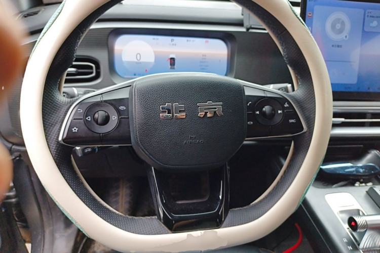 Used BAIC Off-Road BJ30 2024 1.5T Magic Electric Drive Advanced Version Steering Wheel