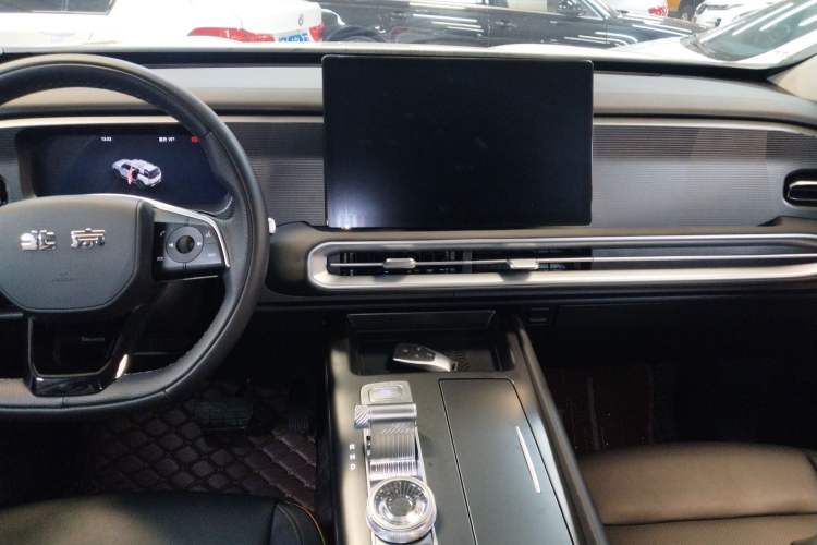 Used BAIC Off-Road BJ30 2024 1.5T Magic Electric Drive Advanced Version Audio And AC Panel