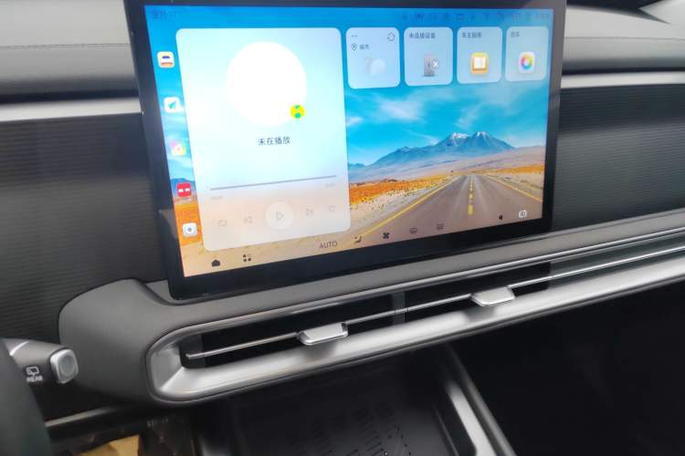 Used BAIC Off-Road BJ30 2024 1.5T Magic Electric Drive Advanced Version Audio And AC Panel
