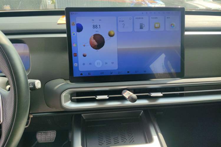 Used BAIC Off-Road BJ30 2024 1.5T Magic Electric Drive Advanced Version Audio And AC Panel