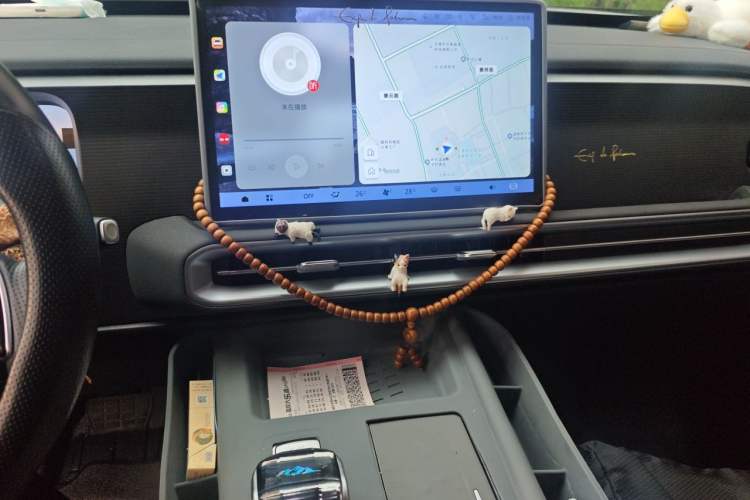 Used BAIC Off-Road BJ30 2024 1.5T Magic Electric Drive Standard Edition Audio And AC Panel