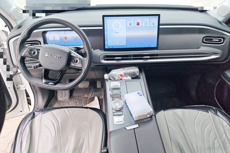 Used BAIC Off-Road BJ30 2024 1.5T Light Wilderness Pro Edition Center Console