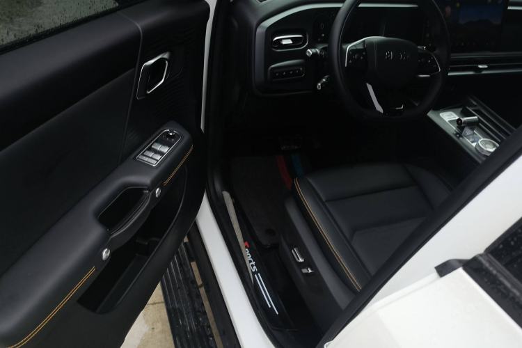 Used BAIC Off-Road BJ30 2024 1.5T Magic Electric Drive Advanced Version Driver Seat