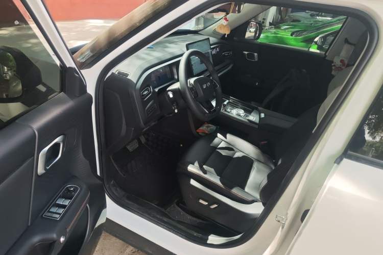 Used BAIC Off-Road BJ30 2024 1.5T Magic Electric Drive Advanced Version Driver Seat