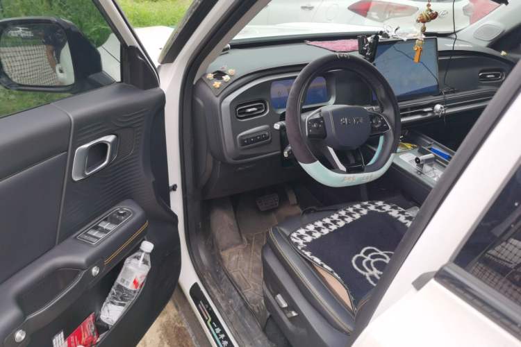 Used BAIC Off-Road BJ30 2024 1.5T Magic Electric Drive Advanced Version Driver Seat