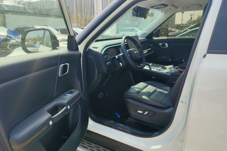 Used BAIC Off-Road BJ30 2024 1.5T Magic Electric Drive Advanced Version Driver Seat
