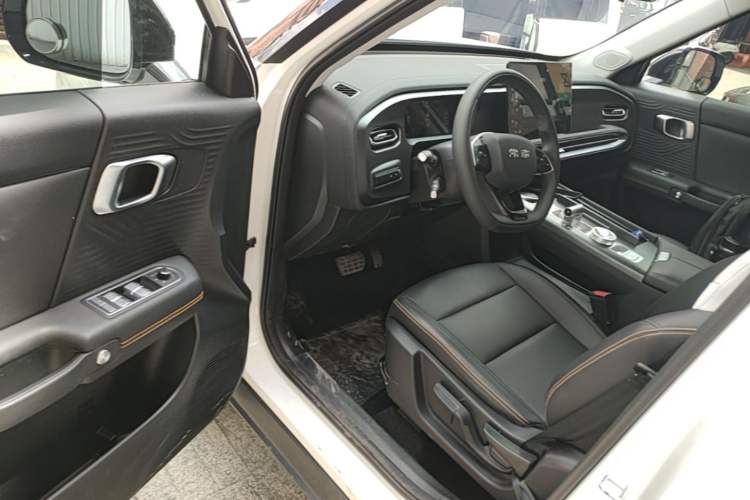 Used BAIC Off-Road BJ30 2024 1.5T Light Wilderness Air Edition Driver Seat