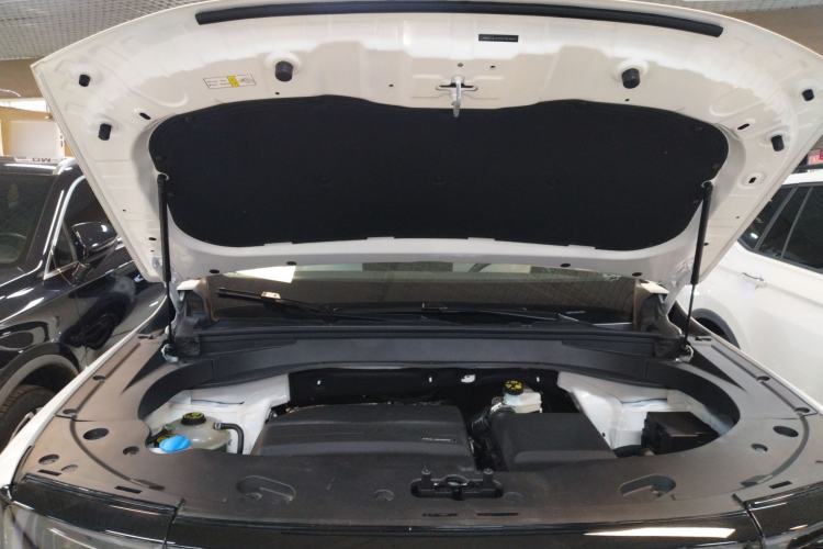 Used BAIC Off-Road BJ30 2024 1.5T Magic Electric Drive Advanced Version Engine Bay