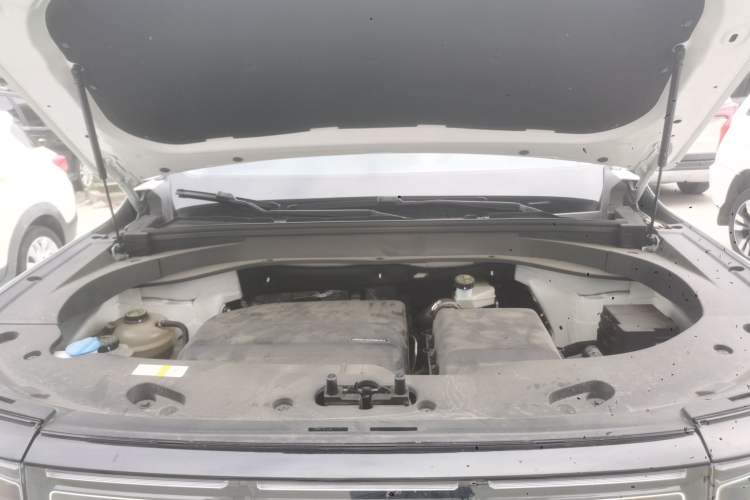 Used BAIC Off-Road BJ30 2024 1.5T Magic Electric Drive Advanced Version Engine Bay