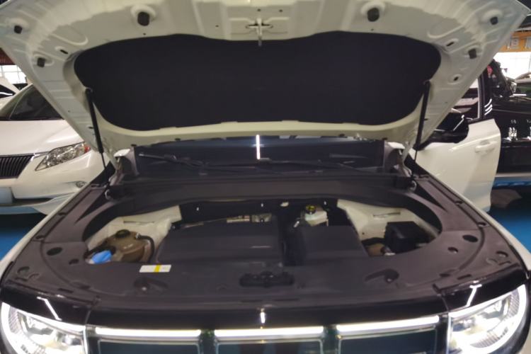 Used BAIC Off-Road BJ30 2024 1.5T Magic Electric Drive Advanced Version Engine Bay